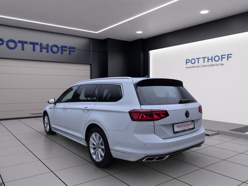 Bild 1: Volkswagen Passat Variant 2.0 TDI DSG R-LINE NAVI STDHZG AHK KLIMA