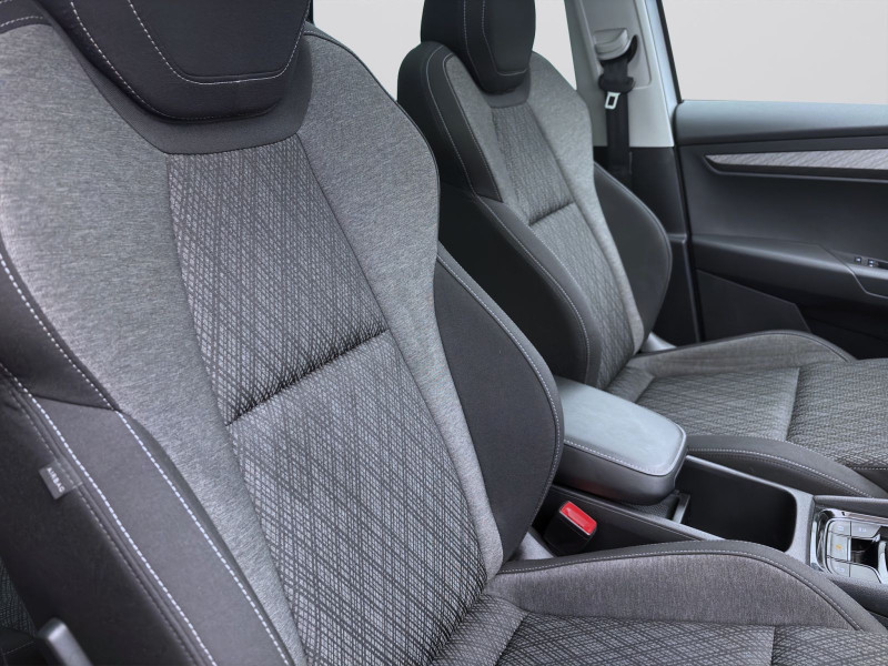 Bild 15: Škoda Karoq 2.0 TDI DSG 4x4 STYLE NAVI PANO KAMERA KLIMA