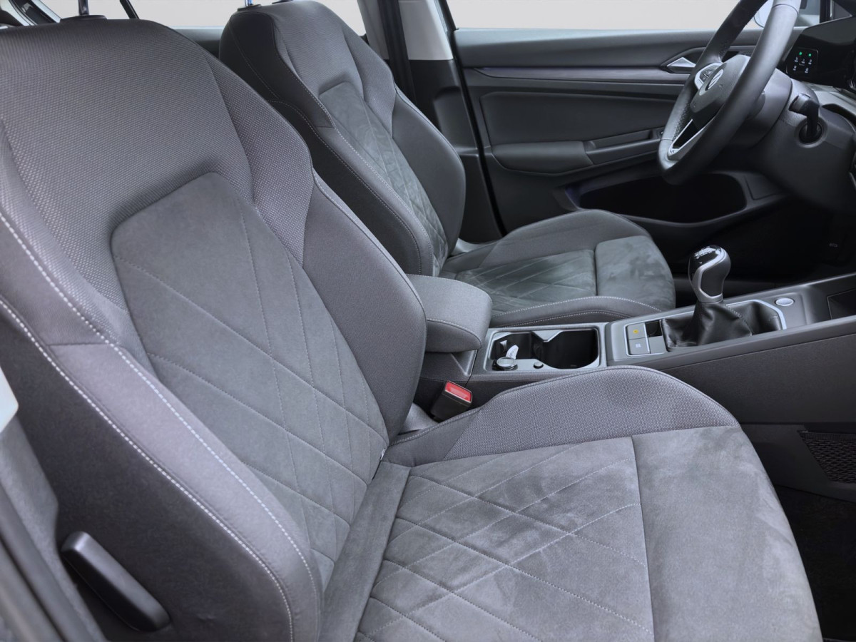 Thumb 15: Volkswagen Golf 1.5 TSI STYLE AHK NAVI KAMERA IQ.LIGHT