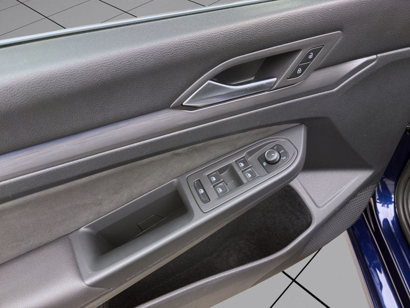 Bild 9: Volkswagen Golf Variant 2.0 TDI DSG STYLE STDHZG AHK NAVI LED+