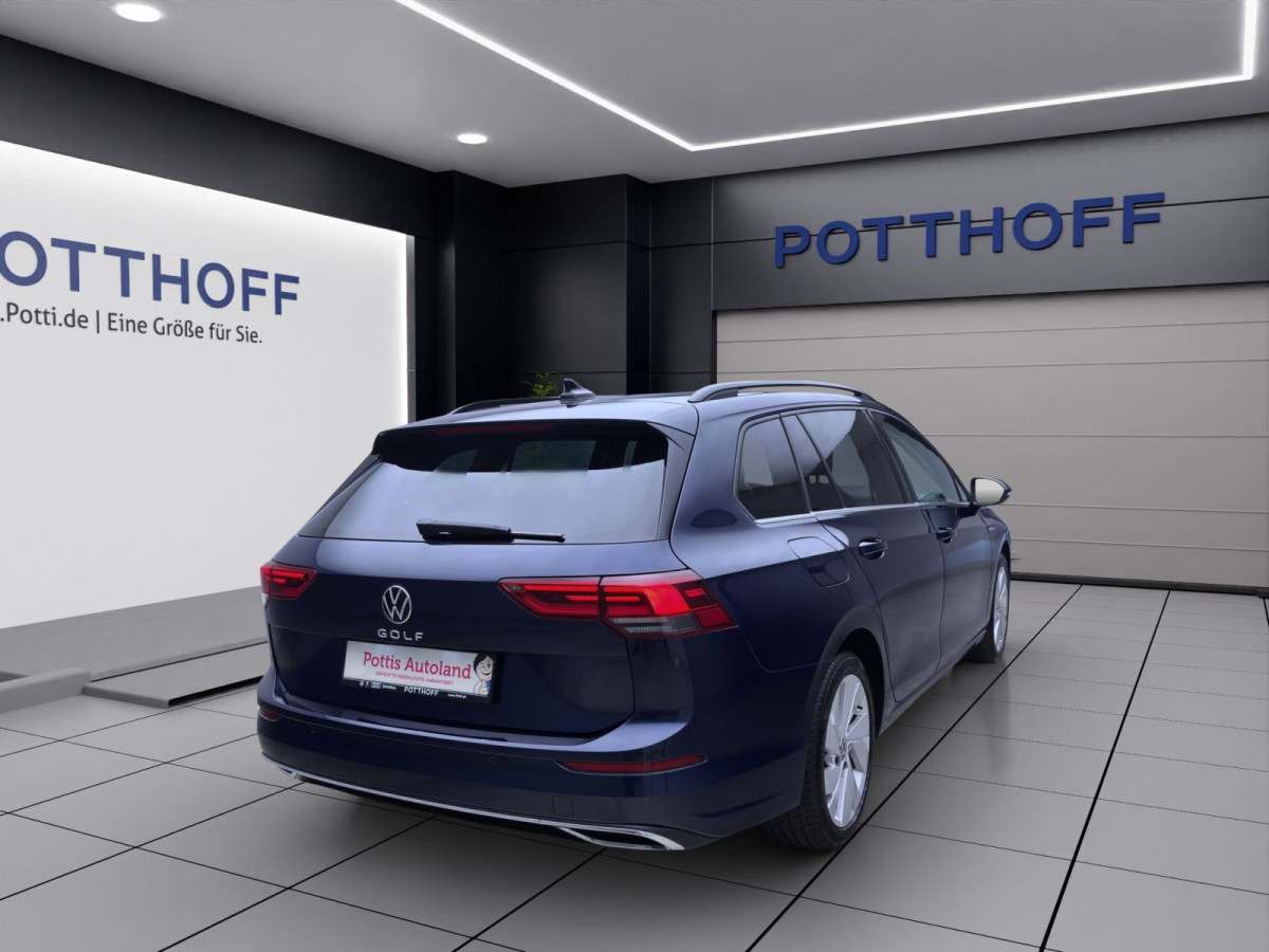 Thumb 4: Volkswagen Golf Variant 2.0 TDI DSG STYLE STDHZG AHK NAVI LED+
