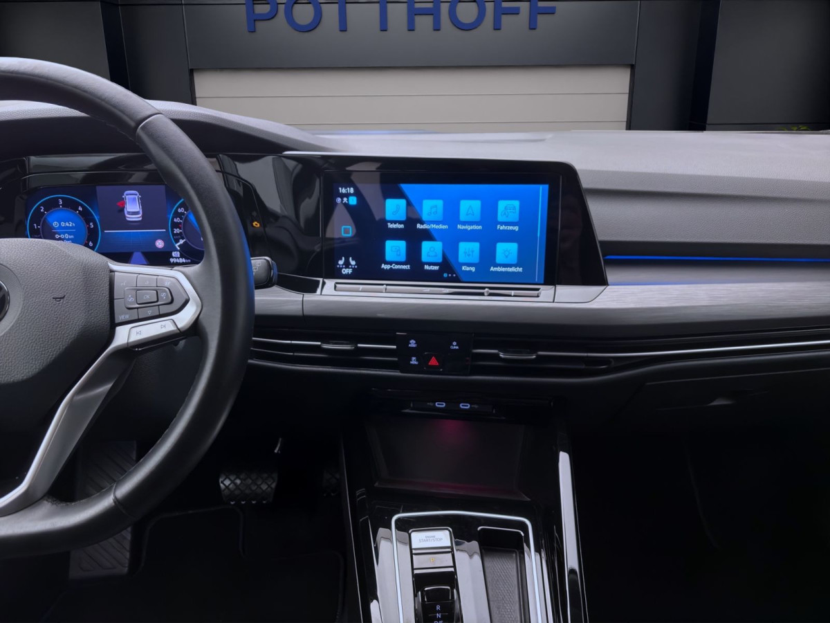 Thumb 13: Volkswagen Golf Variant 2.0 TDI DSG STYLE STDHZG AHK NAVI LED+