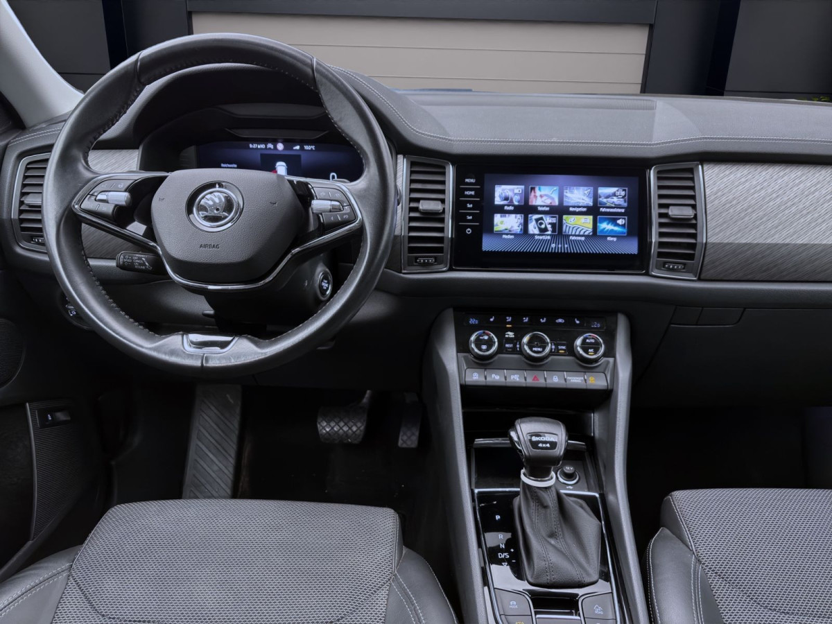 Thumb 12: Škoda Kodiaq 2.0 TDI DSG 4x4 STYLE NAVI AHK KLIMA KAMERA