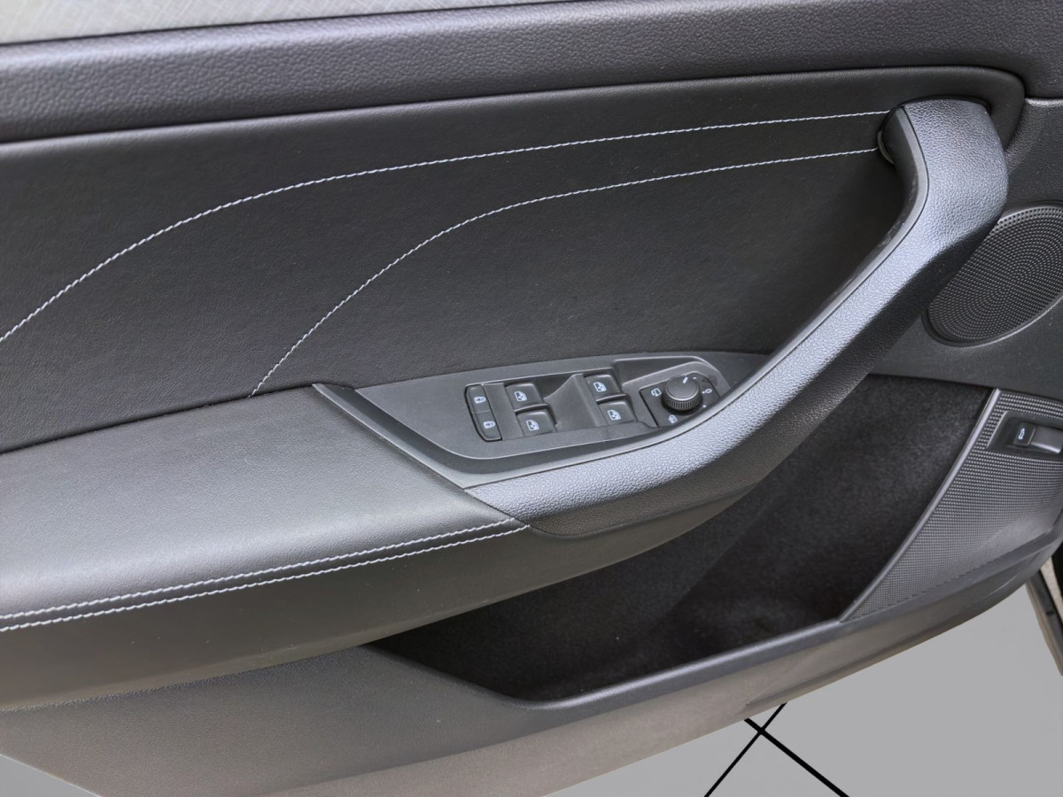 Thumb 9: Škoda Kodiaq 2.0 TDI DSG 4x4 TOUR STDHZG AHK NAVI KAMERA