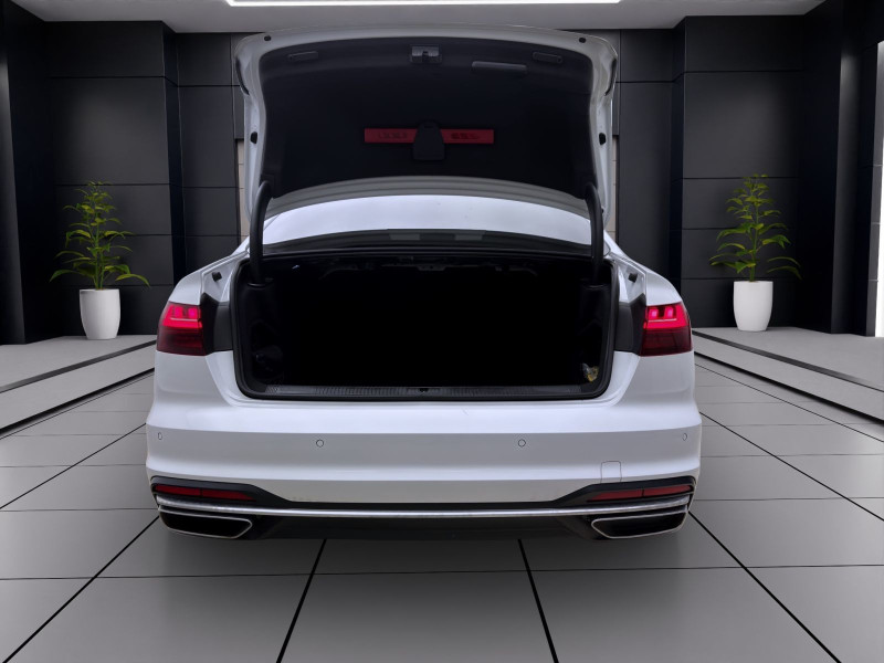 Bild 3: Audi A4 Limousine 40 TDI Q ADVANCED STDHZG MATRIX KAMERA NAVI