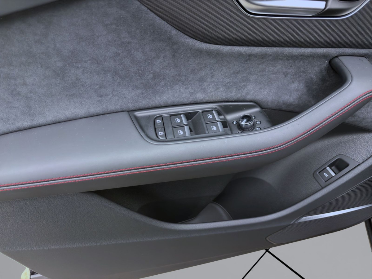 Thumb 9: Audi Q7 SUV TDI Q S LINE BUSINESS AHK B&O PANO MASSAGE HUD WR21