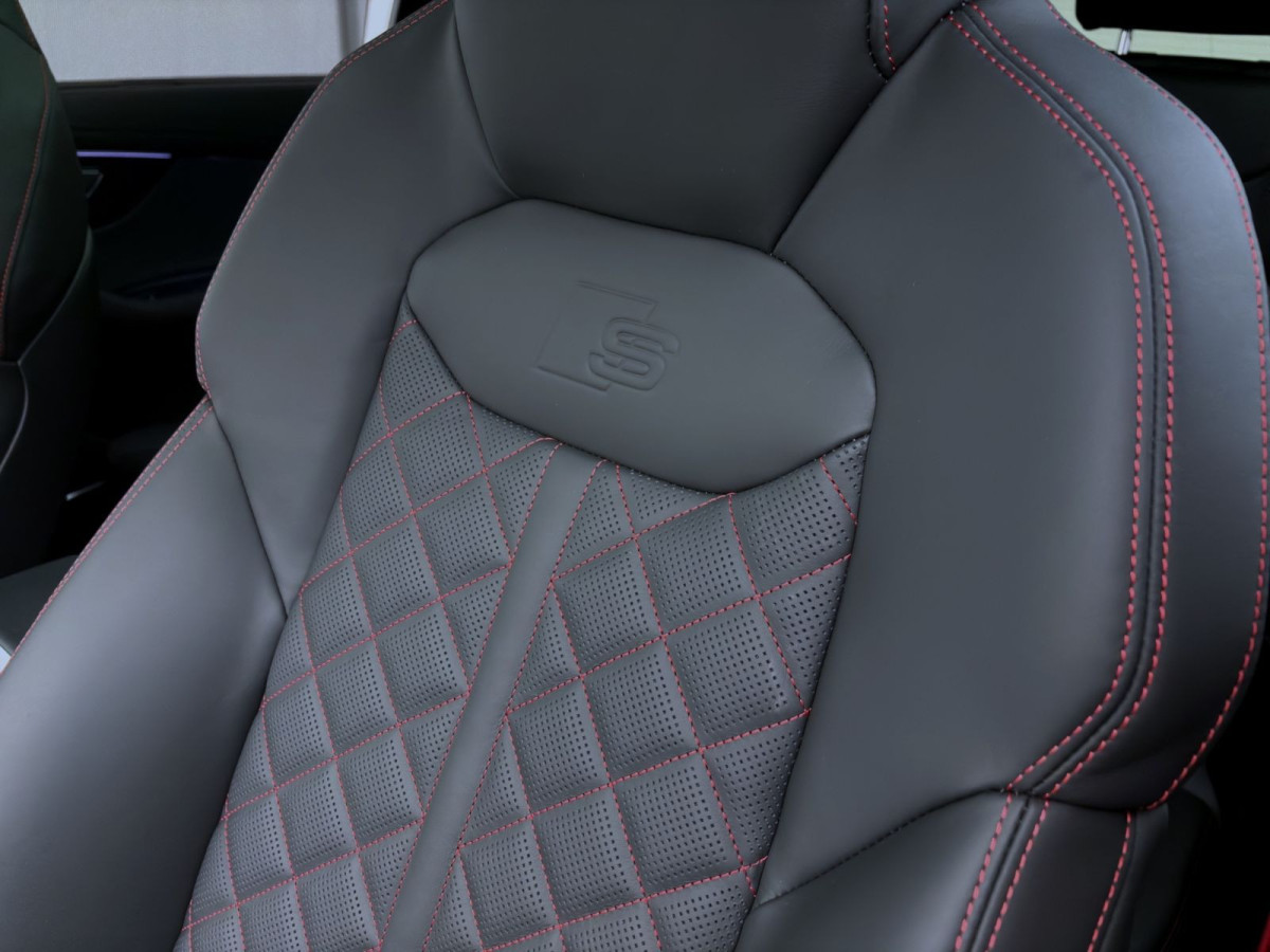 Thumb 18: Audi Q7 SUV TDI Q S LINE BUSINESS AHK B&O PANO MASSAGE HUD WR21