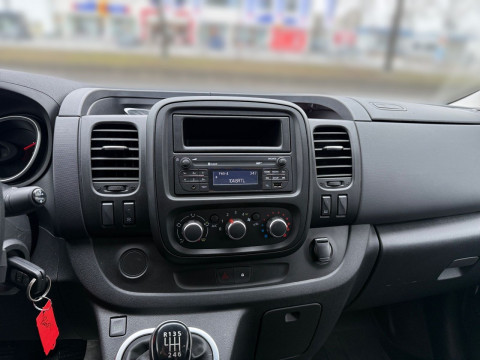 Ansicht 9 - Gebrauchtwagen Fahrzeug, Modell NV300 der Marke Nissan von Verkäufer Autohaus Wegener Berlin GmbH - Filiale Spandau