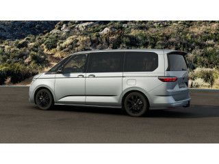 Fahrzeugbild eines Volkswagen T7 Multivan in silber.