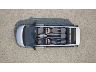 Fahrzeugbild eines Volkswagen T7 Multivan in silber.