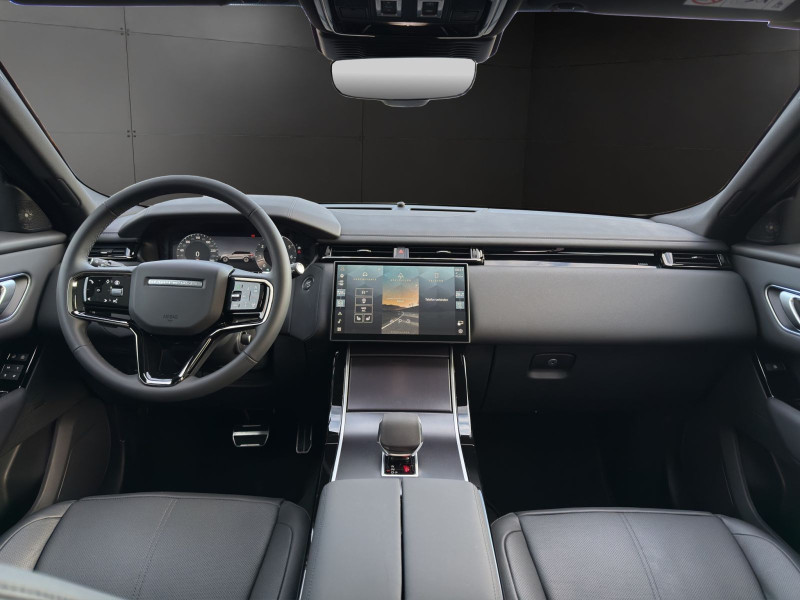 Land Rover - Range Rover Velar
