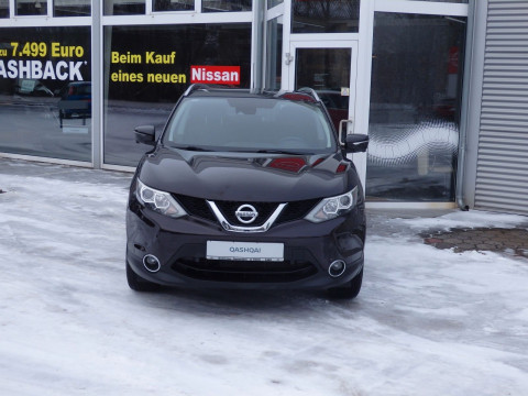 Automodell: Qashqai in der Farbe violett