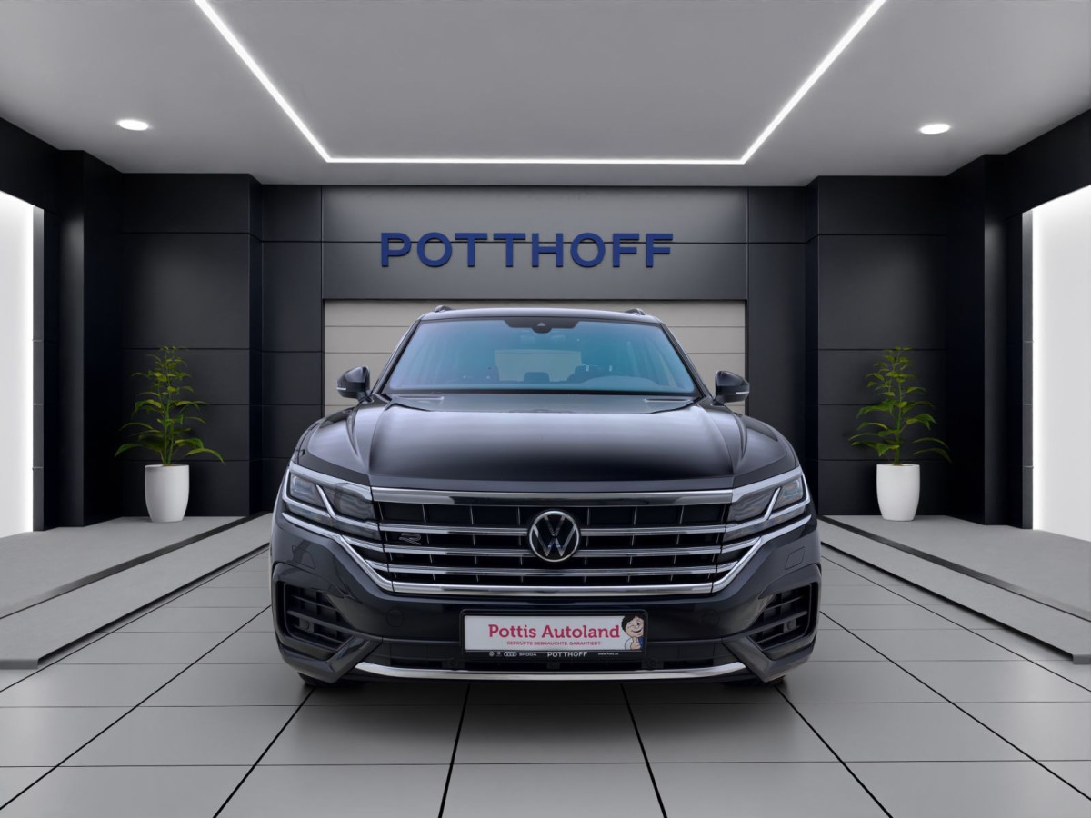 Thumb 6: Volkswagen Touareg 3.0 TDI V6 Tiptronic 4M R-LINE PANO AHK NAVI KAMERA