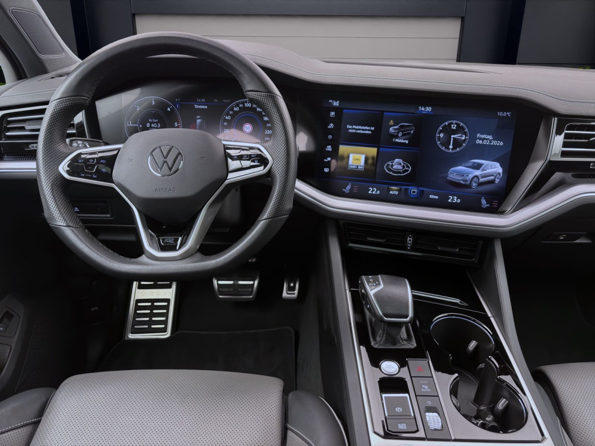 Thumb 12: Volkswagen Touareg 3.0 TDI V6 Tiptronic 4M R-LINE PANO AHK NAVI KAMERA