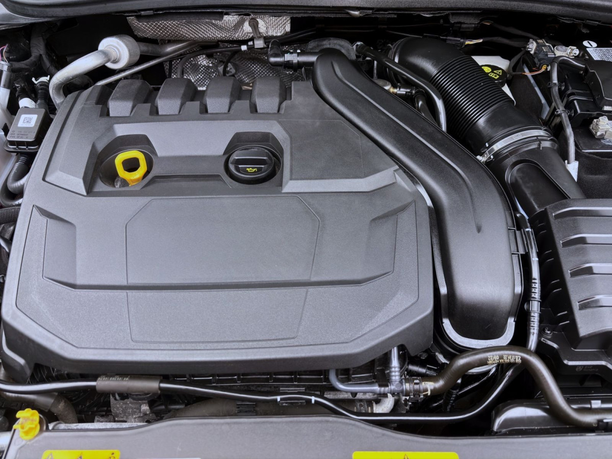 Thumb 17: Volkswagen Taigo 1.5 TSI DSG R-LINE NAVI AHK KAMERA KLIMA