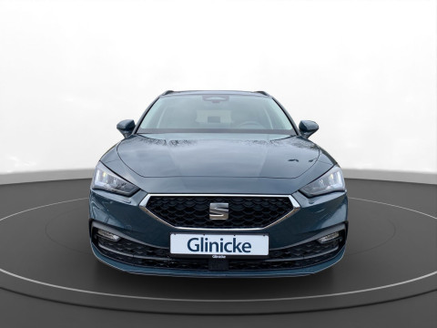 Seat Leon - Leon Sportstourer 1.5 eTSI Road Edition DSG AHK LED PDC KAM Klima Sitzh.