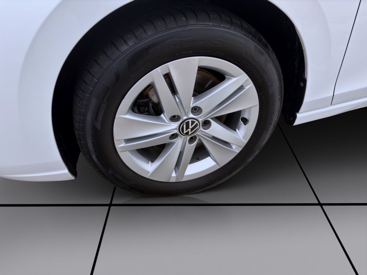 Thumb 7: Volkswagen Golf Variant 2.0 TDI DSG LIFE KAMERA NAVI PDC SITZHZG