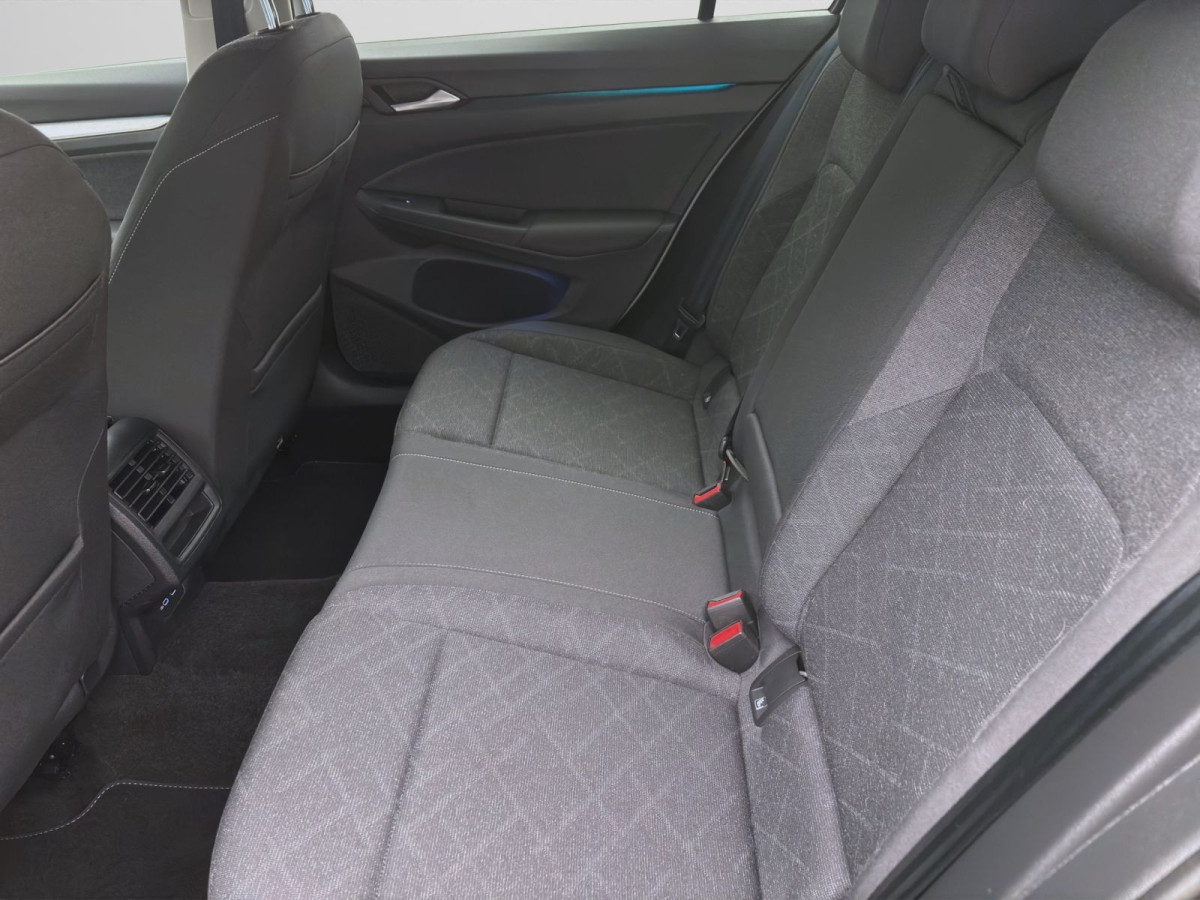 Thumb 14: Volkswagen Golf Variant 2.0 TDI DSG LIFE KAMERA NAVI PDC SITZHZG