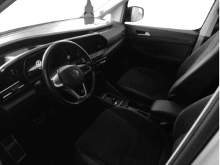 Fahrzeugbild eines Volkswagen Caddy Maxi in silber.