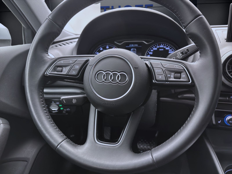 Bild 11: Audi A3 Sportback 30 g-tron DESIGN MATRIX NAVI SITZHZG PDC