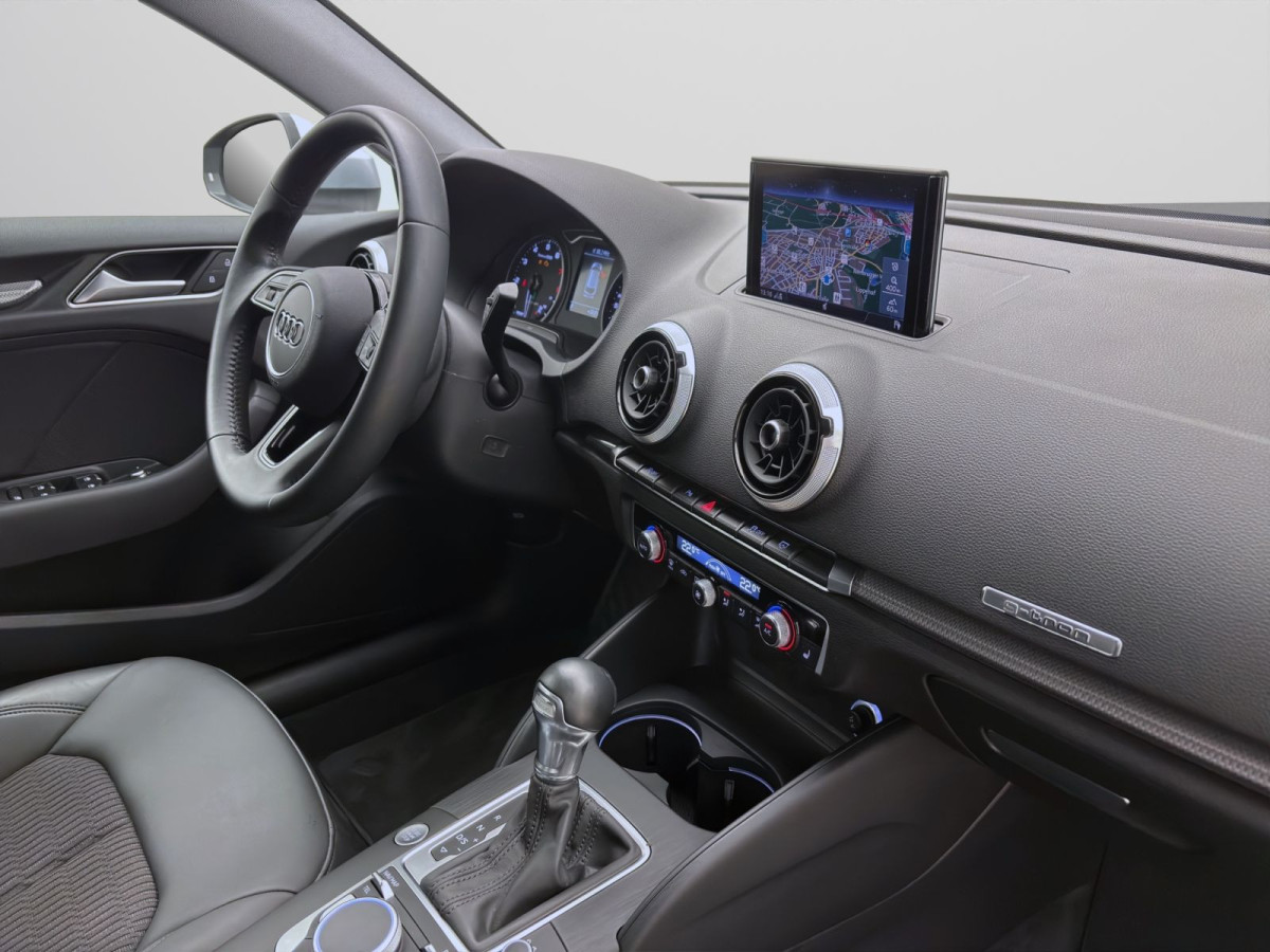 Thumb 15: Audi A3 Sportback 30 g-tron DESIGN MATRIX NAVI SITZHZG PDC