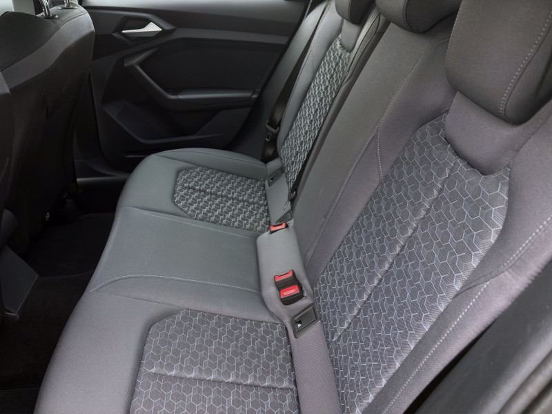 Bild 14: Audi A1 Sportback 30 TFSI ADVANCED SITZHZG VIRTUAL LED PDC