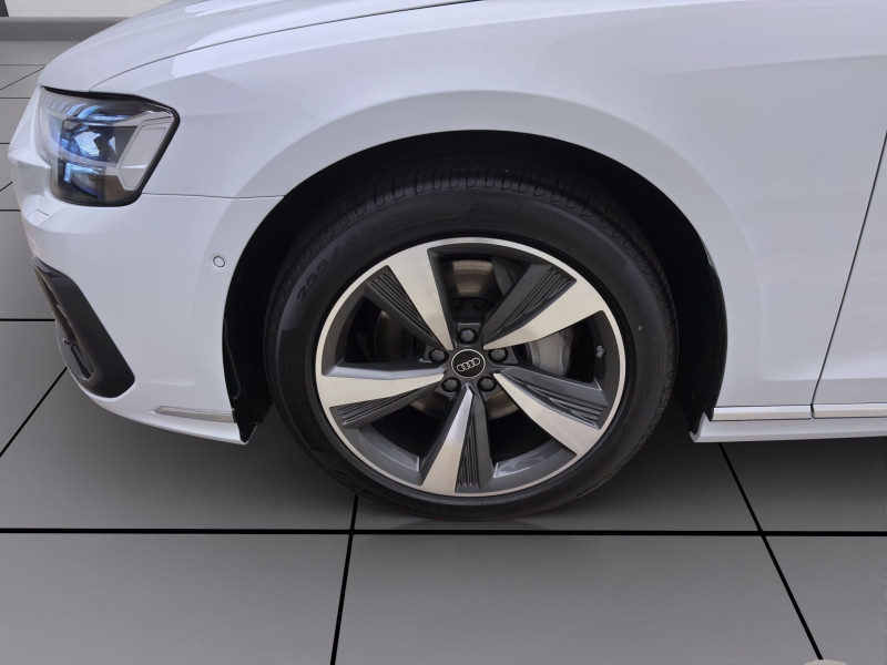 Bild 7: Audi A8 50 TDI Q PANO STDHZG AHK NAVI+ HD-MATRIX