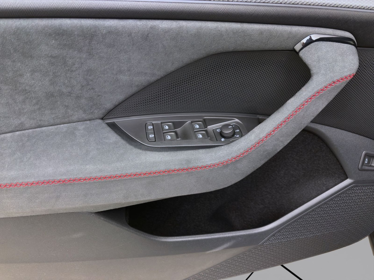 Thumb 9: Škoda KODIAQ RS 4X4 AHK PANO STANDH NAV+ ASSISTENZ+ WINTER