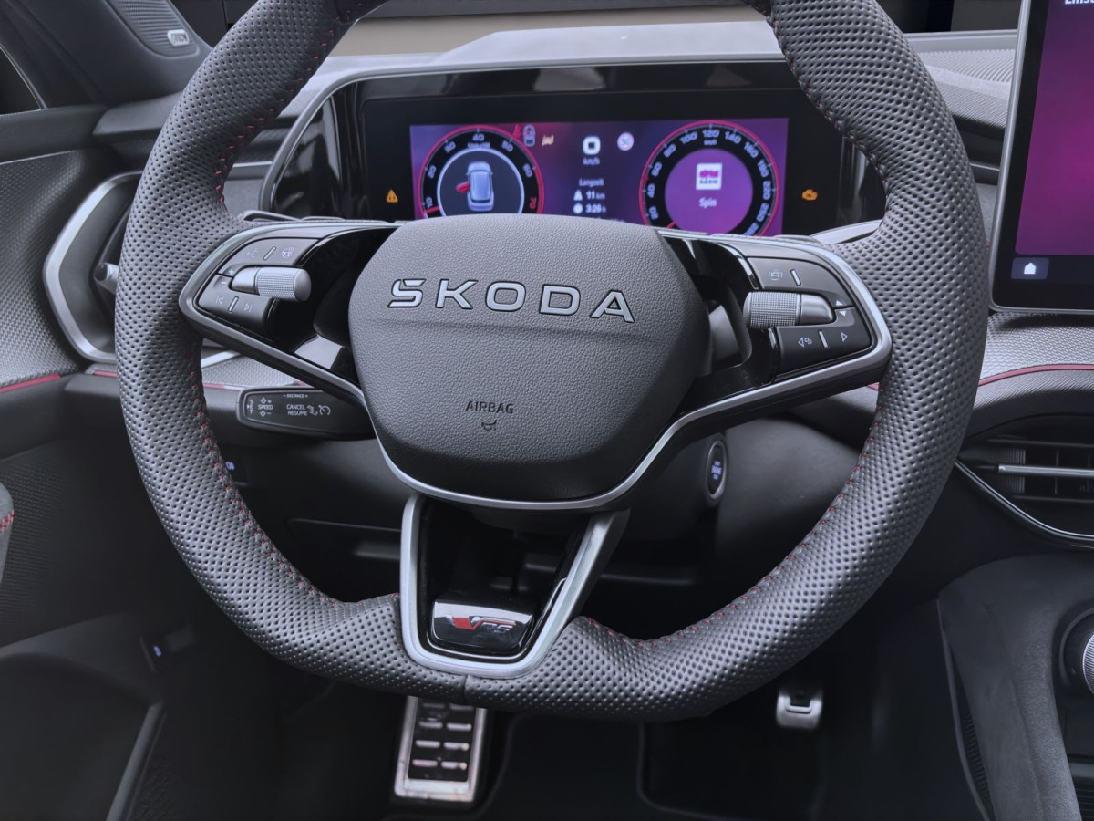 Thumb 11: Škoda KODIAQ RS 4X4 AHK PANO STANDH NAV+ ASSISTENZ+ WINTER