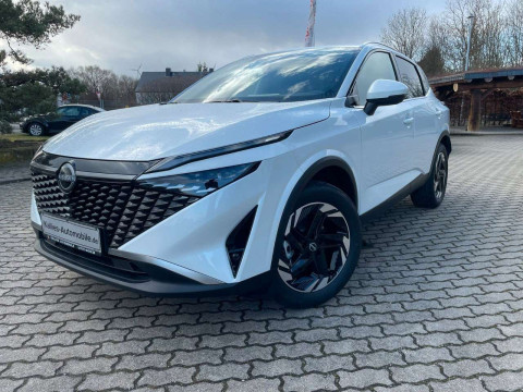 Automodell: Qashqai in der Farbe grün