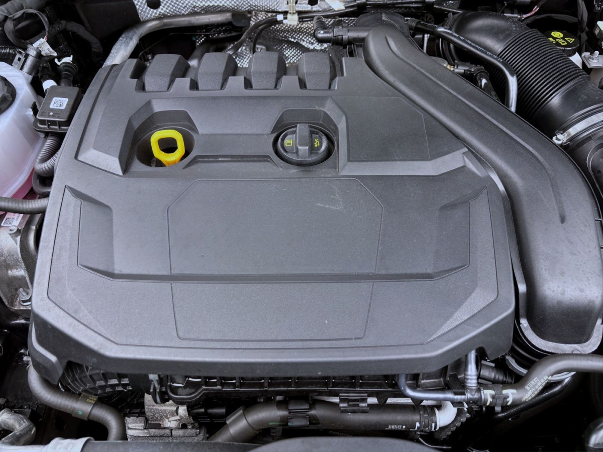 Thumb 17: Cupra Formentor 1.5 TSI DSG KAMERA NAVI SITZHZG PDC LM18