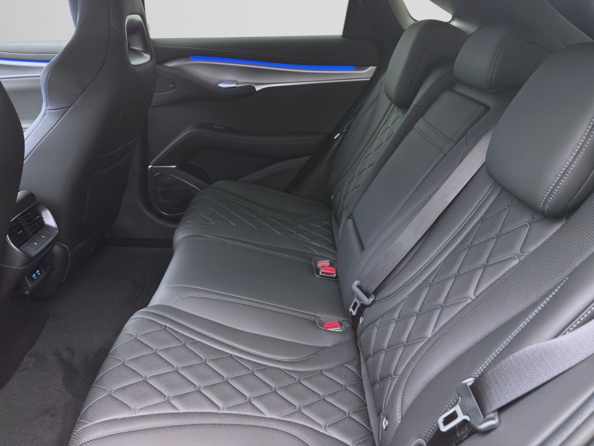 Thumb 14: BYD SEALION 7 DESIGN AWD NAVI SHZG LM20 360* PDC