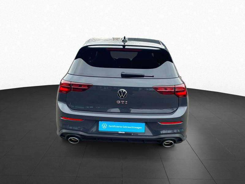 Volkswagen - Golf GTI