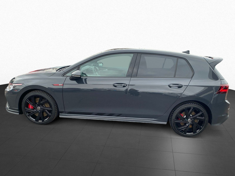 Volkswagen - Golf GTI