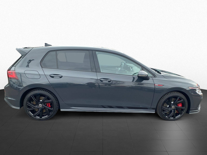 Volkswagen - Golf GTI