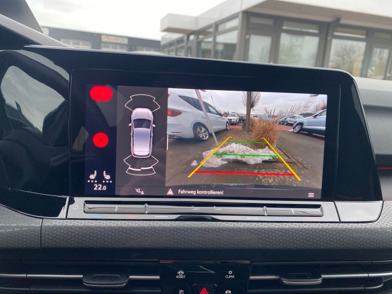 Volkswagen - Golf GTI