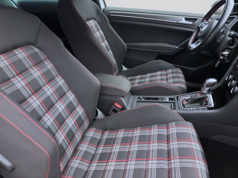 Bild 15: Volkswagen Golf GTI PERFORMANCE NAVI PDC LED SITZHZG KLIMA