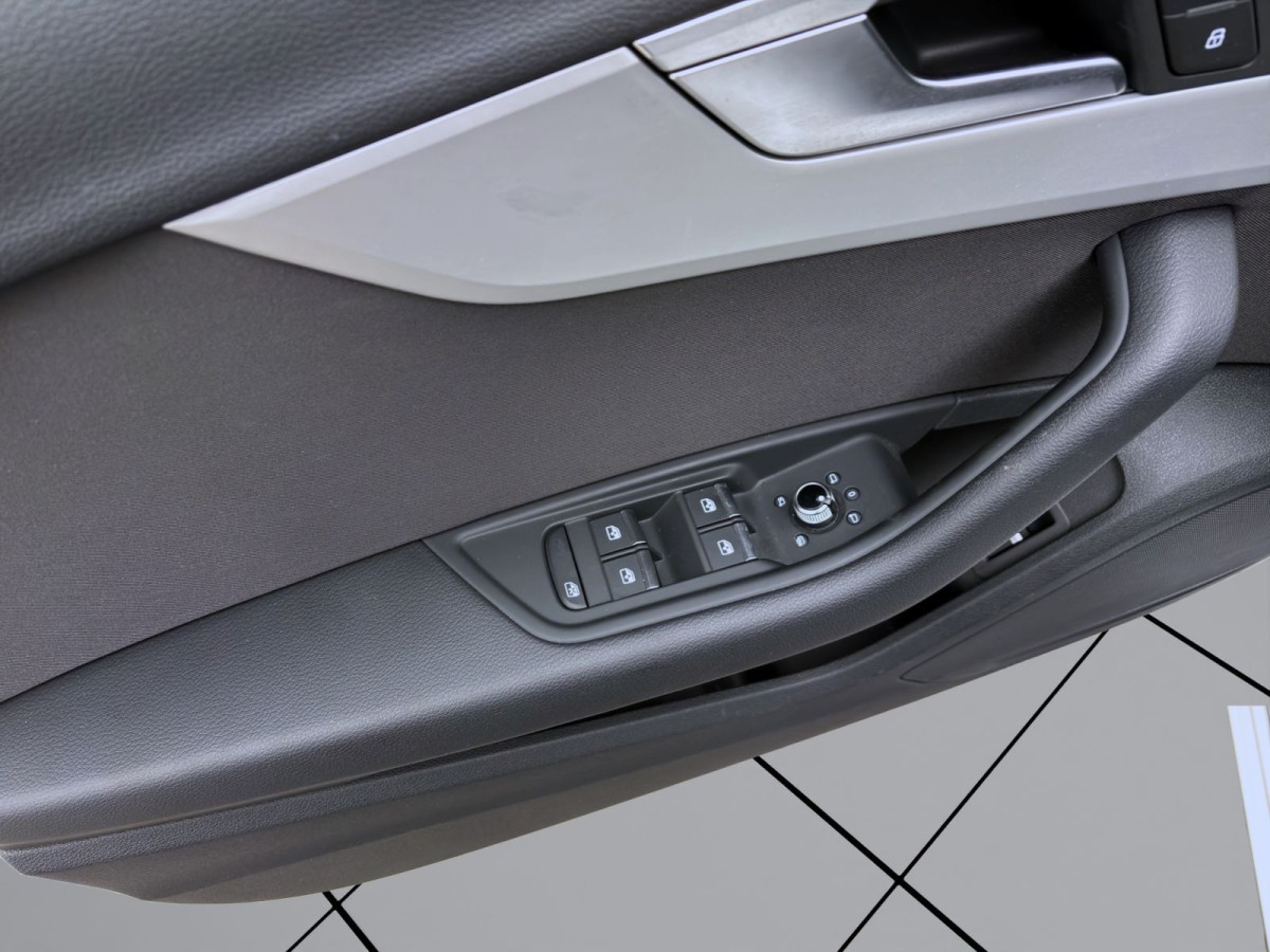 Thumb 9: Audi A4 Avant 40 TDI Q S LINE AHK MATRIX NAVI KAMERA