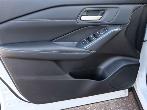 Ansicht 21 - Gebrauchtwagen Fahrzeug, Modell Qashqai der Marke Nissan von Verkäufer Moll Automobile GmbH & Co KG