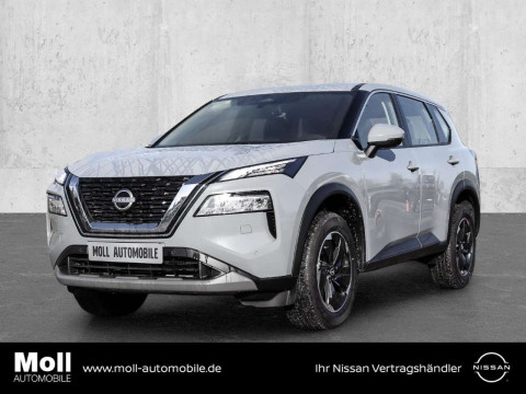 Automodell: X-Trail in der Farbe grau
