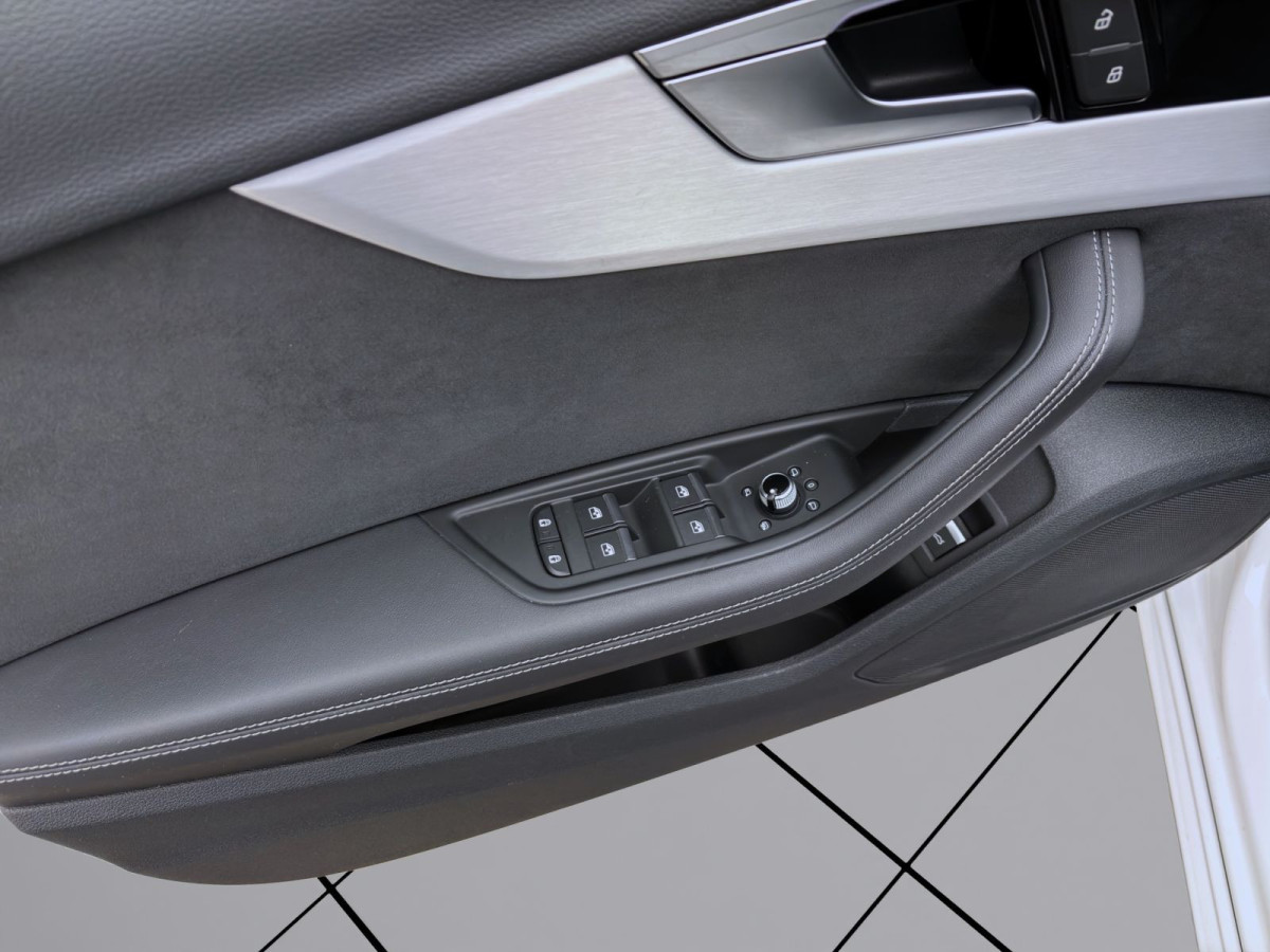 Thumb 9: Audi A4 Avant 35 TDI S LINE STDHZG KAMERA NAVI+ AHK