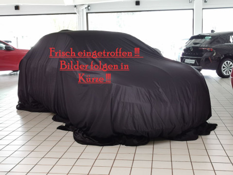 Automodell: Qashqai in der Farbe weiß