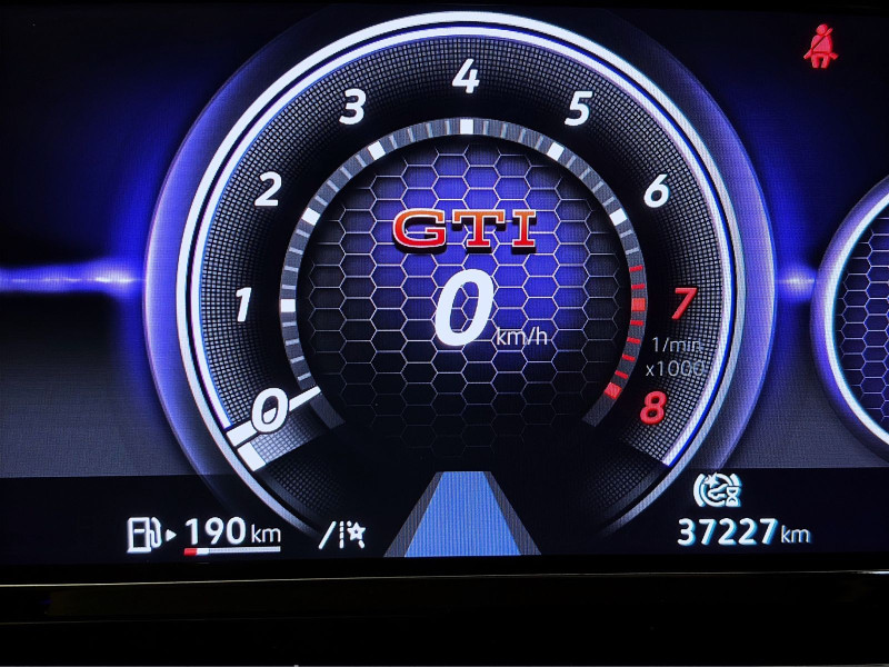 Bild 11: Volkswagen Golf GTI PANO KAMERA SITZHZG KLIMA PDC