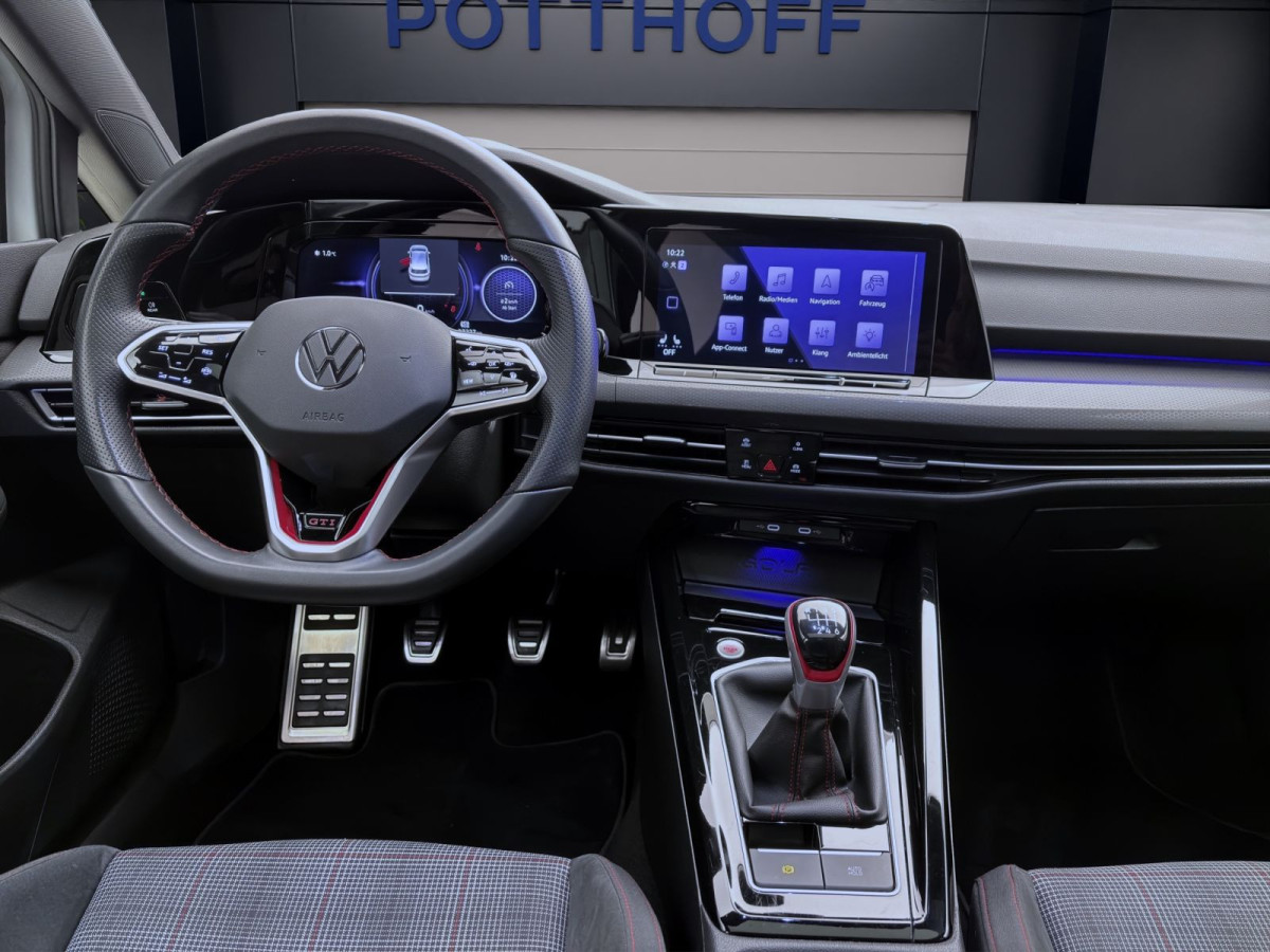 Thumb 12: Volkswagen Golf GTI PANO KAMERA SITZHZG KLIMA PDC