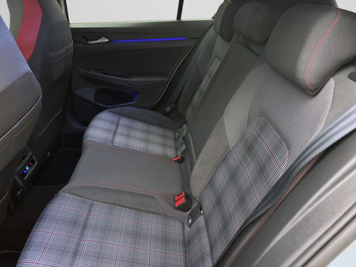 Thumb 14: Volkswagen Golf GTI PANO KAMERA SITZHZG KLIMA PDC