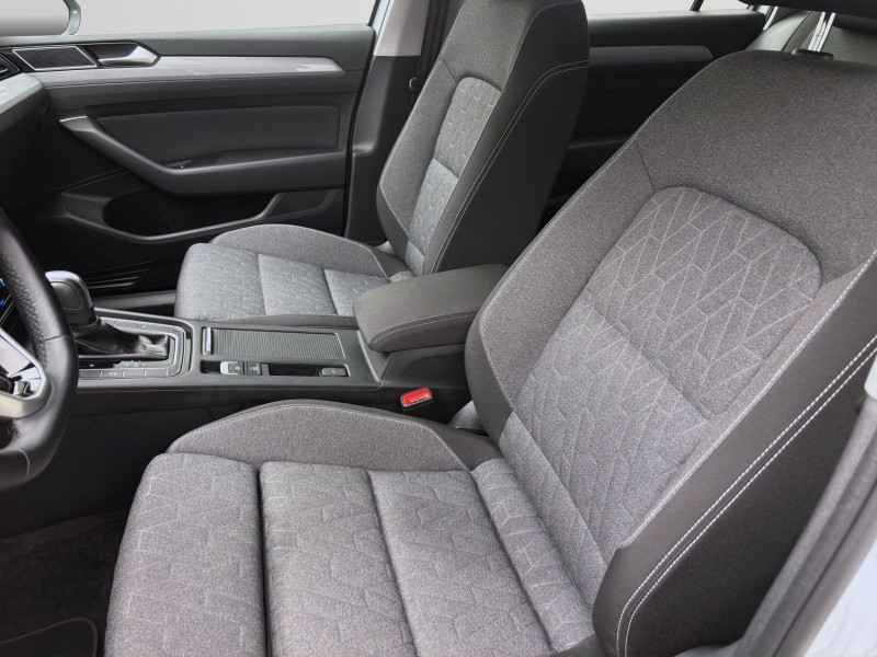 Bild 8: Volkswagen Passat Variant 2.0 TDI DSG BUSINESS AHK NAVI KAMERA PDC