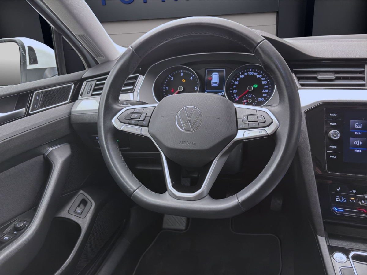 Thumb 10: Volkswagen Passat Variant 2.0 TDI DSG BUSINESS AHK NAVI KAMERA PDC