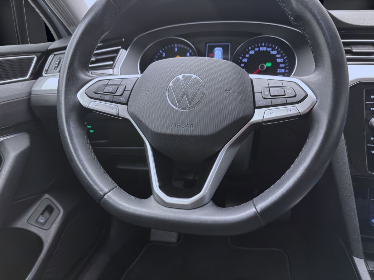 Thumb 11: Volkswagen Passat Variant 2.0 TDI DSG BUSINESS AHK NAVI KAMERA PDC