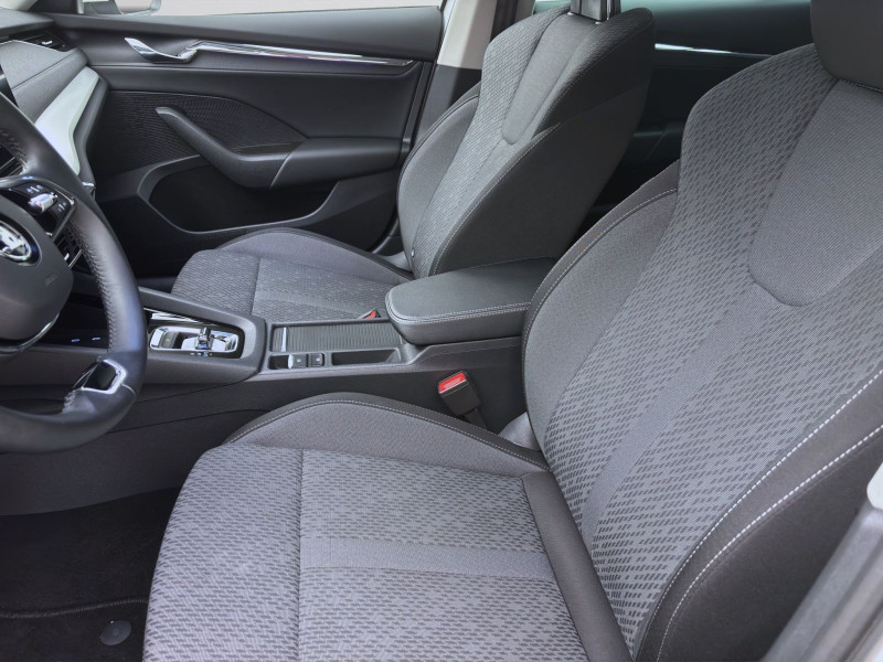 Bild 8: Škoda Octavia Combi 2.0 TDI DSG STYLE NAVI HuD LED SITZHZG