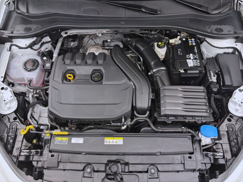 Bild 17: Cupra Leon Sportstourer 1.5 eTSI DSG PANO NAVI KAMERA BEATS